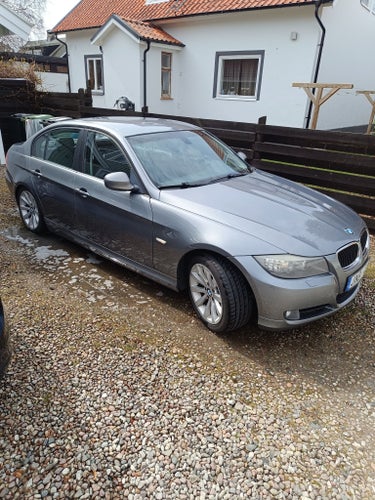 BMW 320d, 2009. Diesel, manuell, 177 hk.