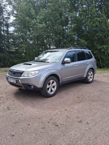 Subaru Forester 2.0 4WD Manuell