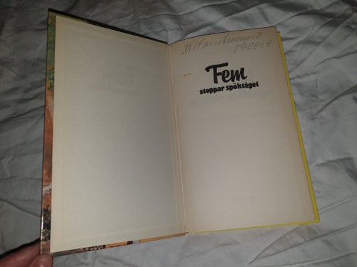 Fem stoppar spökhuset av Enid Blyton,se annons