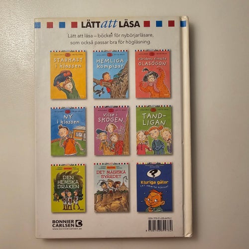 Spöket i skolan av Helena Bross