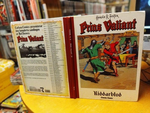 Prins Valiant 39 Riddarblod - Harold R Foster. Bok. Very Good plus. BM
