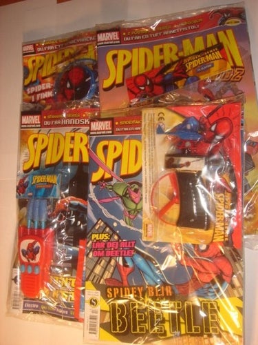 4 st SPIDERMAN I ORIGINAL PLAST med leksak 2009 nr 4 - 11