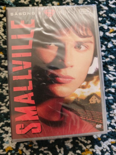 Ny inplastad smallville sösong 2 box 3 DVD 8h 30 min box 1