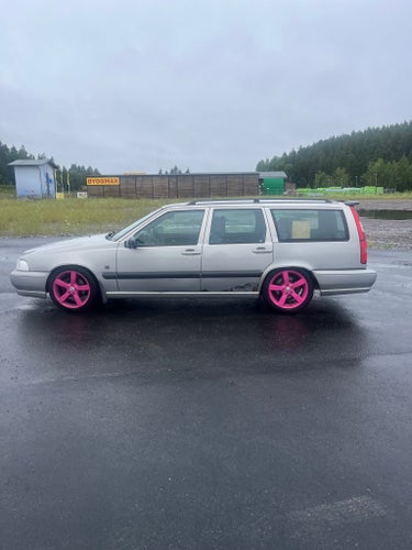 Volvo V70 2.5 20V