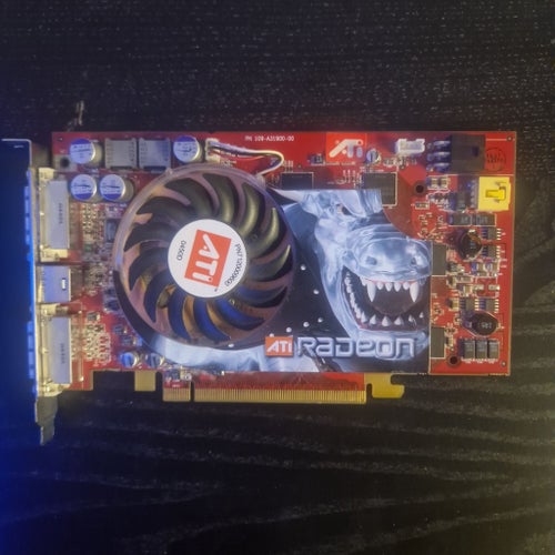 ATI Radeon X800 XT 256 MB PCI Express.
