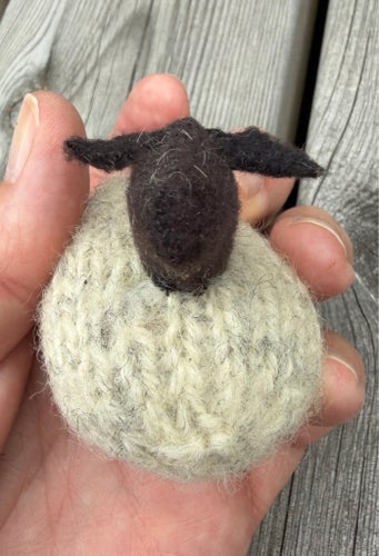 Gotlandsfår, Sten i lovikadress 7x5x5 cm.