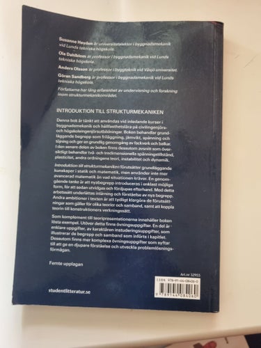 Introduktion till Strukturmekaniken av Susanne Heyden, Ola Dahlblom, Anders