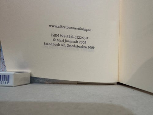 Den dubbla tystnaden av Mari Jungstedt. Bok. Very good plus
