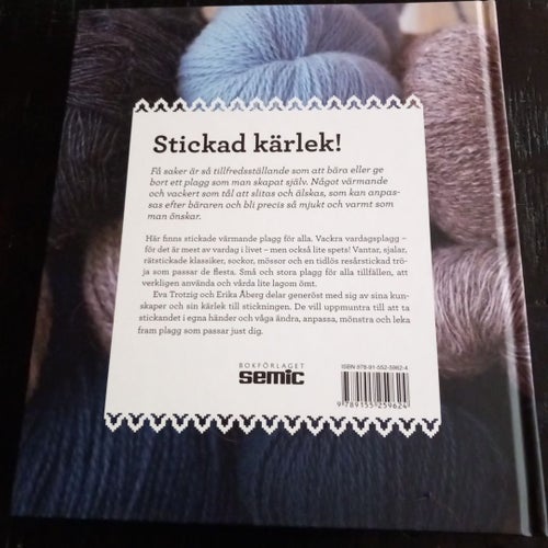 Varmt & stickat av Eva Trotzig & Erika Åberg, 2014