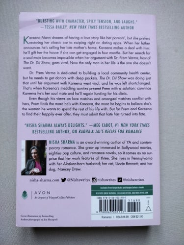 Dating Dr. Dil: A Novel av Nisha Sharma På Engelska.