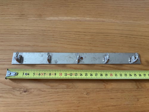 Krokhängare i metall med 5 krokar - 27 cm - äldre vintage