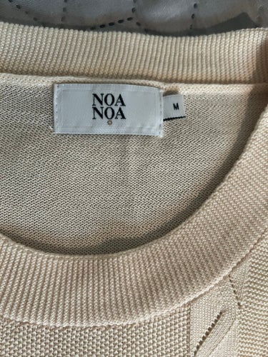Noa Noa cremé/beige tröja, storlek M/Small