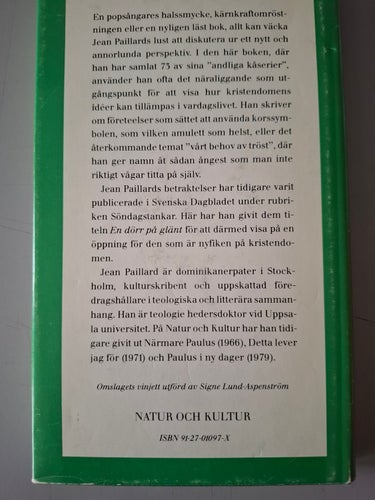 En dörr på glänt : betraktelser