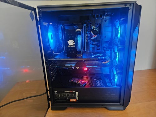 Nybyggd Gaming-PC med ASUS ROG Strix RX Vega 64, 12core CPU, 16GB, 2TB