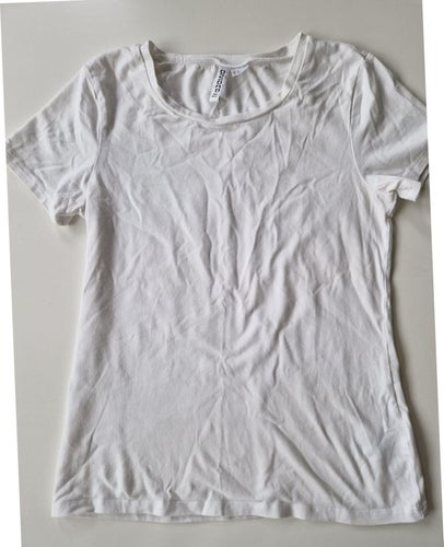 T-shirt - Small - H&M - Bomull! - Samfraktar!