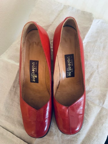 Vintage pumps klackar korallröda stl 39