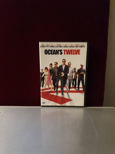 Ocean's twelve