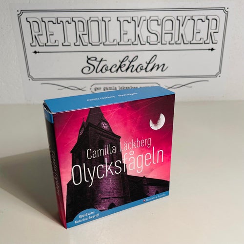 Ljudbok på CD - Camilla Läckberg - Olycksfågeln. Signerat / Signed / Autograf