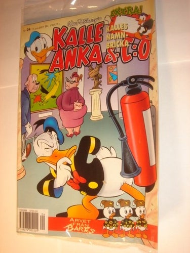 KALLE ANKA & Co I ORIGINAL PLAST leksak 2001 24 NAMN-BRICKA