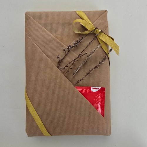 Blind Date with a Book – Handinslagen bokhemlighet på svenska