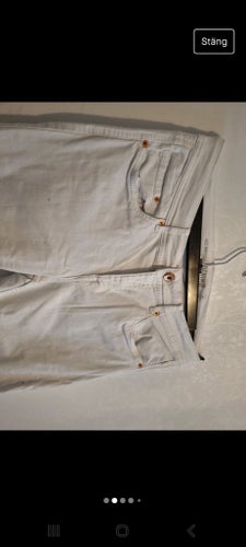Denim vit jeansbyxa storlek 40