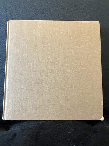 Bok - Djursjukhuset av Ingvar Ernblad & Emma Kronqvist