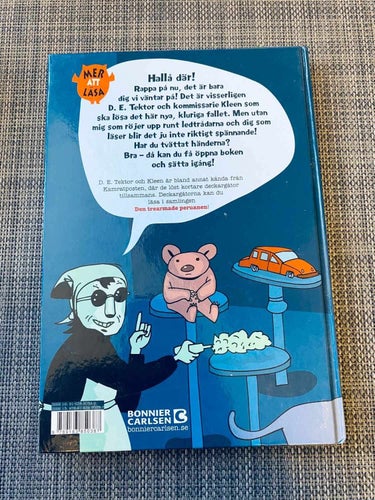 Per Gustavsson / Mats Wänblad - En robot försvinner
