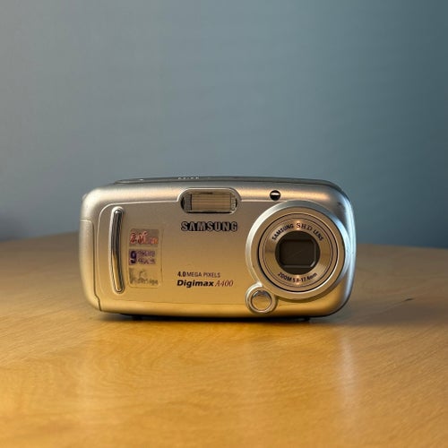 Samsung Digimax A400 – snabb frakt
