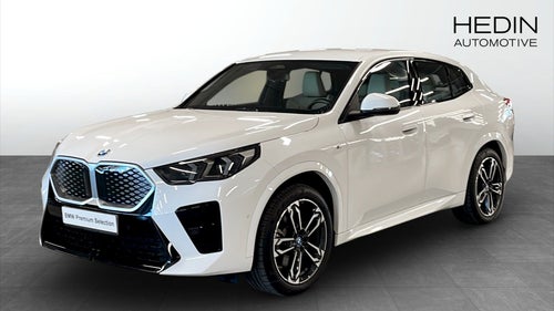 BMW iX2 xDrive30 xDrive30, 306hk, M-sport|Backkamera|Drag|carplay