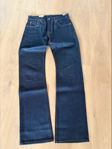 Levi's mörkblå jeans, storlek W30 L34