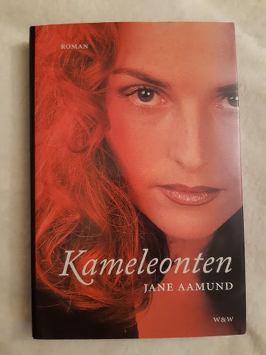 BOK : Kameleonten av Jane Aamund 2000