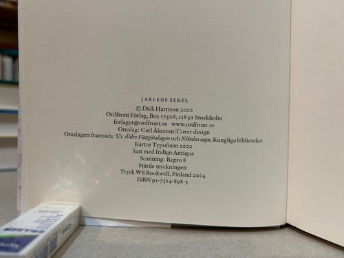 Jarlens sekel En berättelse om 1200-talets av Dick Harrisons. Very Fine plus