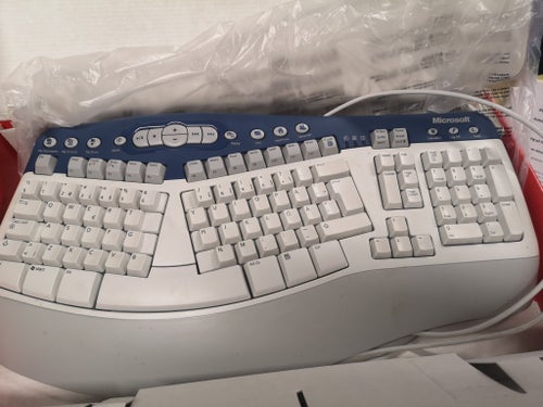 Microsoft Natural Multimedia Keyboard 1.0A RT9470