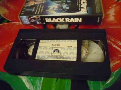 BLACK RAIN, VH