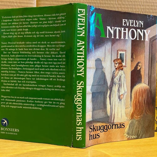 Skuggornas hus av Evelyn Anthony. Bok. Very Good Plus