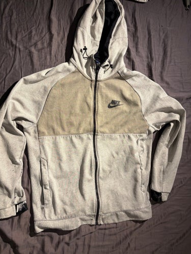 Nike grå hoodie/jacka, storlek L