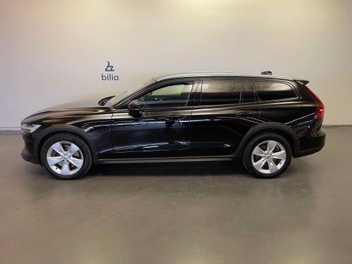 Volvo V60 Cross Country B4 AWD Diesel Advanced / Dragkrok / Navigation /