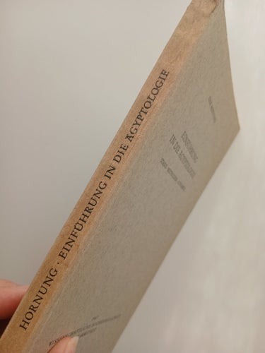 Einführung in die Ägyptologie av Erik Hornung, 1967