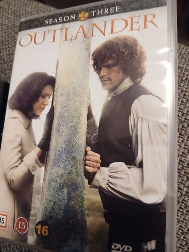 Outlander Säsong 3 (DVD)