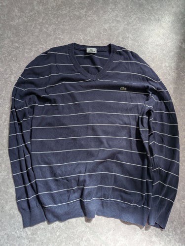 Vintage Lacoste mörkblå tröja, storlek 7