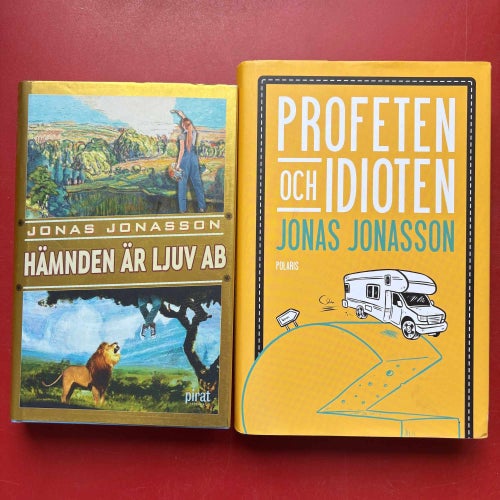 HÄMNDEN ÄR LJUV AB + PROFETEN OCH IDIOTEN Jonas Jonasson