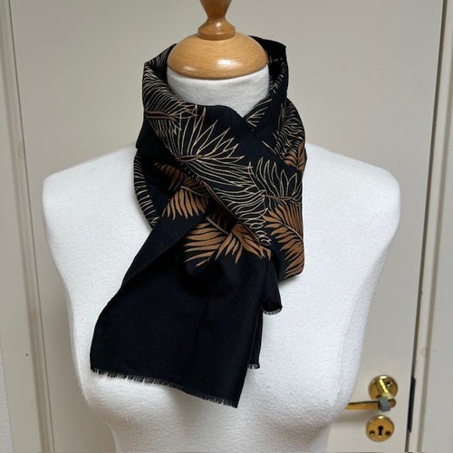 Leaf patterned black & bronze coloured vintage scarf