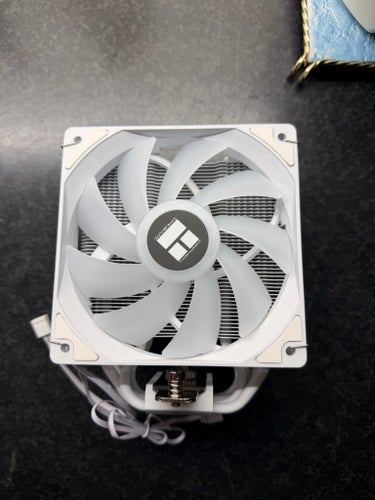 thermalright CPU-kylare med rgba-fläkt