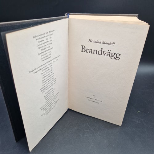 Inbunden, Brandvägg av Henning Mankell, 1999