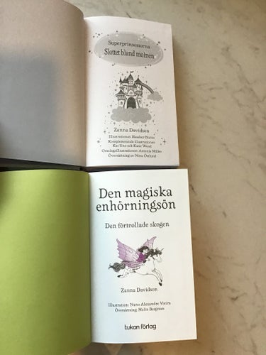 Den Magiska Enhörningen-Superprinsessorna Slottet bland molnen av Zanna Davidson
