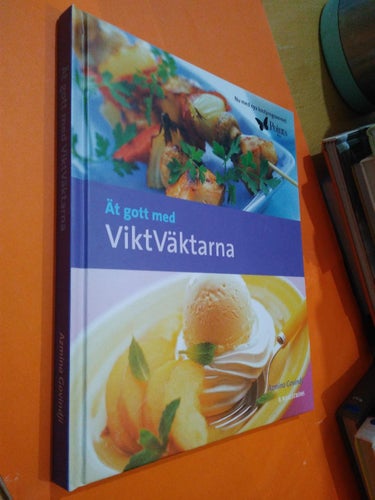 Ät gott med Viktväktarna. bok, inbunden. Very Fine plus
