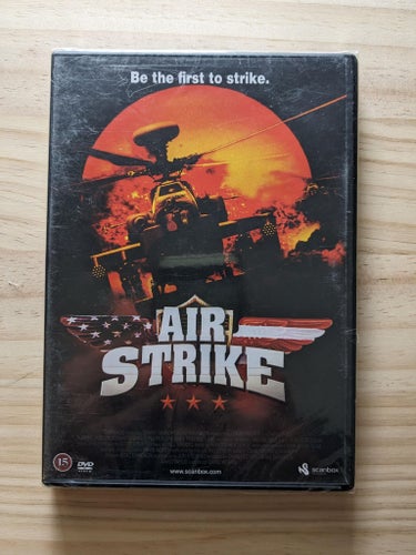 Air strike - Inplastad