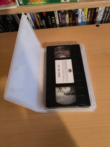 VHS - Dot och Valen