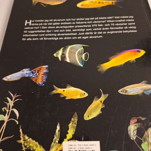 Den stora akvarieguiden : Fiskar, växter och tillbehör – Rikt illustrerad