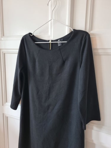 H&M svart klänning, storlek M